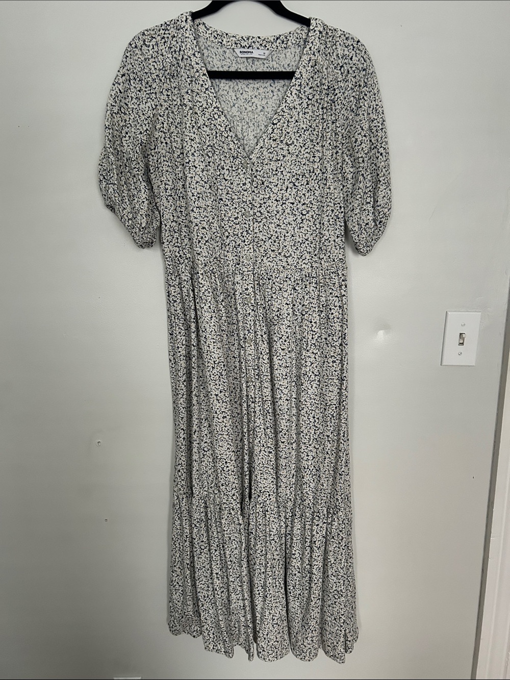 Sonoma Black and White Floral V-Neck Midi Dress